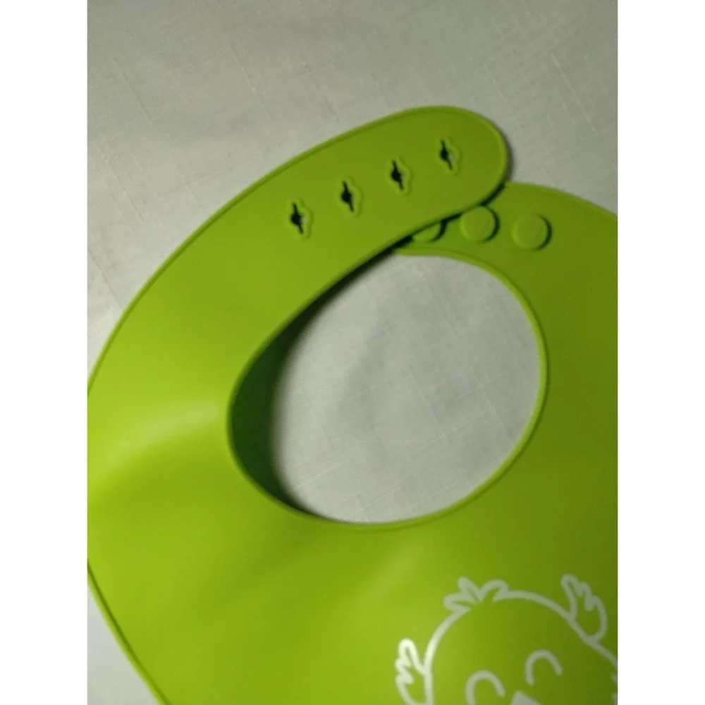 Silicone Bibs By KeaBabies! Lot Of 3 Adjustable Bibs In Blue, Teal & Green. EUC